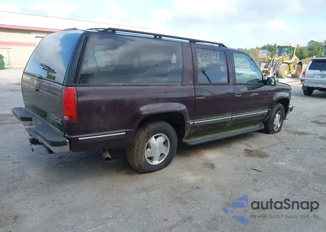 1997 Chevrolet Suburban 1500 из США, поврежденный, VIN 1GNFK16R6VJ399554